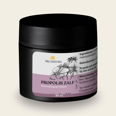 Propolis zalf van Pro Natura, pot van 30 ml met 20 procent gezuiverde propolis